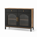 Buffet en bois et acier avec portes en verre rainuré
